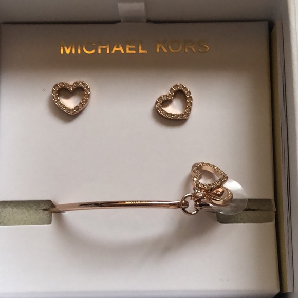 Michael Kors Rose Gold Plated Over Brass Heart Stud Earrings & Bangle Set NWT - Picture 6 of 12